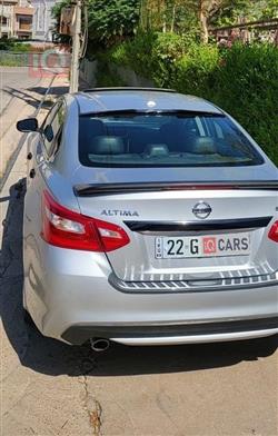 نیسان ئەلتیما